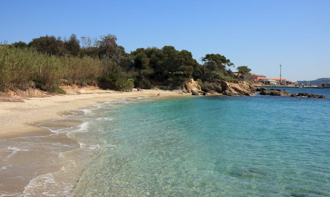 Plage du Pradeau proche du Camping de la Tour Fondue