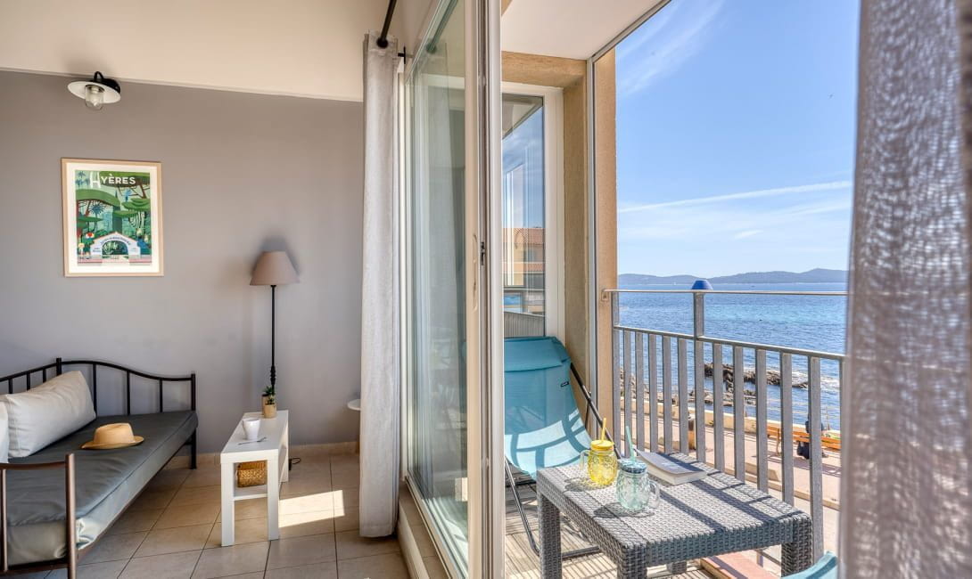 residence gabiniere vue mer loggia 2