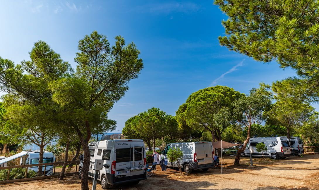 Emplacement Caravane du Camping de La Tour Fondue